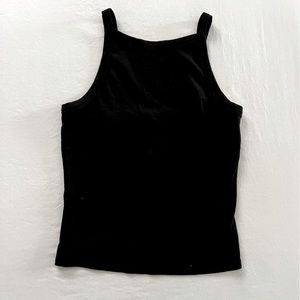 Woman’s black cropped tank